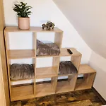 Cjs Apartments - Chill Or Drive Am Nuerburgring, New Box Spring Beds, New Furniture, Free Parking, Wlan, Tv-Streaming, Quiet Location Rodder