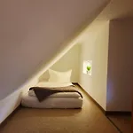 Cjs - Chill Or Drive Am Nuerburgring, New Box Spring Beds, New Furniture, Free Parking, Wlan, Tv-streaming, Quiet Location Aparthotel Rodder
