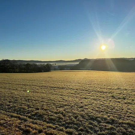 Cjs Apartments - Chill Or Drive Am Nuerburgring, New Box Spring Beds, New Furniture, Wlan, Spacious Rooms, Quiet Location Appart hôtel Rodder