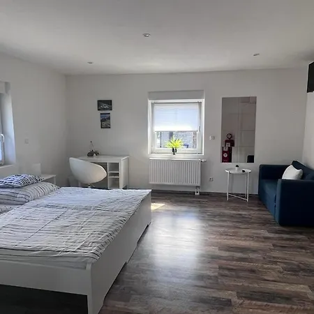 Cjs - Chill Or Drive Am Nuerburgring, Free Parking, Wlan, Spacious Rooms, Quiet Location Rodder