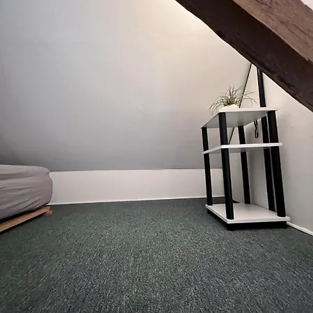 Aparthotel Cjs - Chill Or Drive Am Nuerburgring, Free Parking, Wlan, Spacious Rooms, Quiet Location