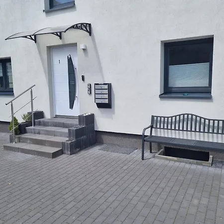 Appart hôtel Cjs Apartments - Chill Or Drive Am Nuerburgring, New Box Spring Beds, New Furniture, Wlan, Spacious Rooms, Quiet Location Rodder