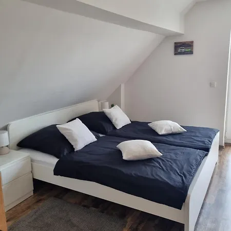 Cjs - Chill Or Drive Am Nuerburgring, Free Parking, Wlan, Spacious Rooms, Quiet Location Aparthotel