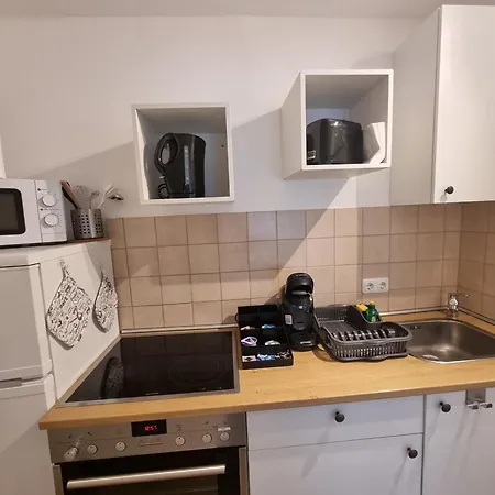 Cjs Apartments - Chill Or Drive Am Nuerburgring, New Box Spring Beds, New Furniture, Wlan, Spacious Rooms, Quiet Location Rodder