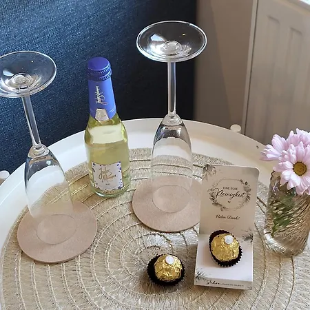 Cjs Apartments - Chill Or Drive Am Nuerburgring, New Box Spring Beds, New Furniture, Wlan, Spacious Rooms, Quiet Location