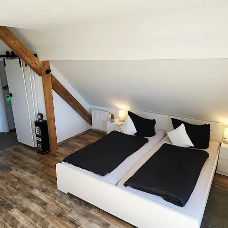 Cjs - Chill Or Drive Am Nuerburgring, Free Parking, Wlan, Spacious Rooms, Quiet Location Apart-hotel