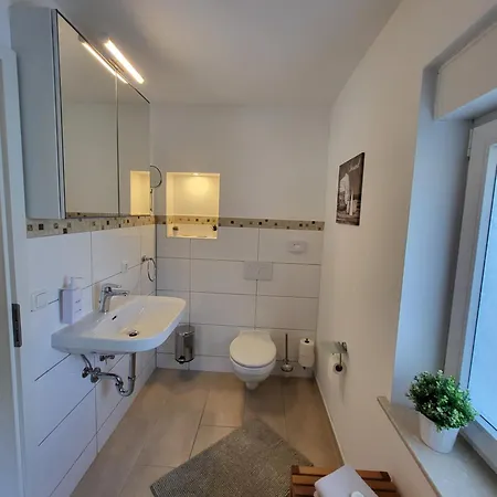 Cjs Apartments - Chill Or Drive Am Nuerburgring, New Box Spring Beds, New Furniture, Wlan, Spacious Rooms, Quiet Location