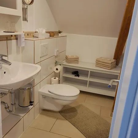 Appart hôtel Cjs Apartments - Chill Or Drive Am Nuerburgring, New Box Spring Beds, New Furniture, Wlan, Spacious Rooms, Quiet Location Rodder