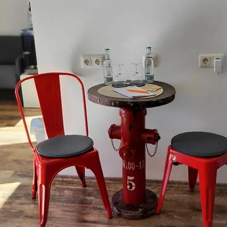 Cjs - Chill Or Drive Am Nuerburgring, Free Parking, Wlan, Spacious Rooms, Quiet Location