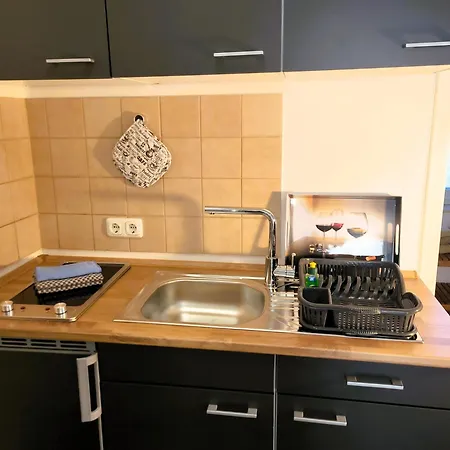 Cjs - Chill Or Drive Am Nuerburgring, New Box Spring Beds, New Furniture, Wlan, Spacious Rooms, Quiet Location Aparthotel 3*