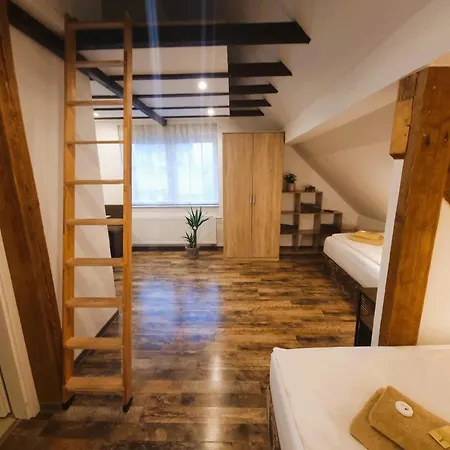 Cjs - Chill Or Drive Am Nuerburgring, New Box Spring Beds, New Furniture, Wlan, Spacious Rooms, Quiet Location Aparthotel