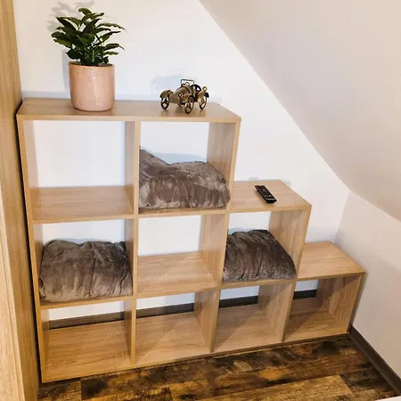 Cjs - Chill Or Drive Am Nuerburgring, New Box Spring Beds, New Furniture, Free Parking, Wlan, Tv-streaming, Quiet Location Rodder