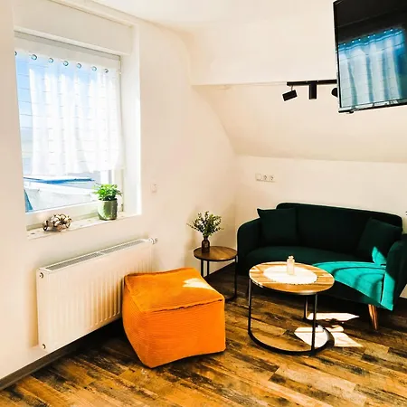 Cjs - Chill Or Drive Am Nürburgring, New Box Spring Beds, New Furniture, Wlan, Spacious Rooms, Quiet Location 3* Rodder