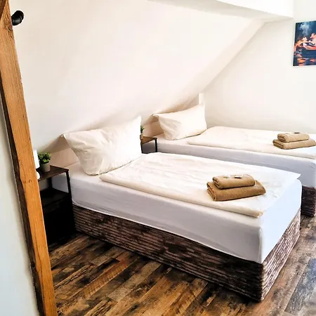 Cjs - Chill Or Drive Am Nürburgring, New Box Spring Beds, New Furniture, Wlan, Spacious Rooms, Quiet Location 3* Rodder