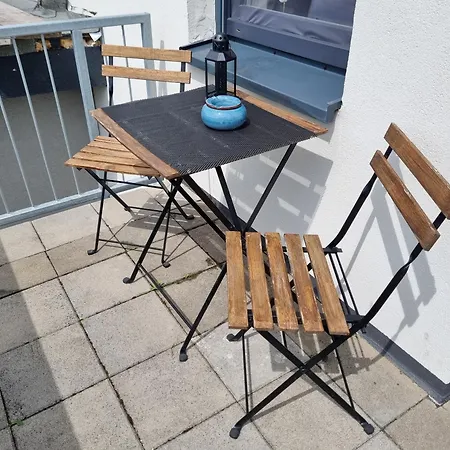 Aparthotel Cjs - Chill Or Drive Am Nürburgring, New Box Spring Beds, New Furniture, Wlan, Spacious Rooms, Quiet Location Rodder