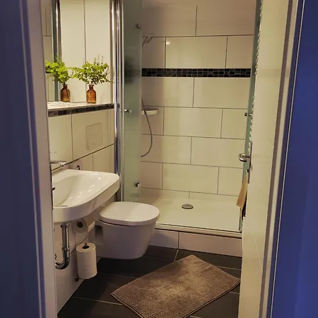 Cjs - Chill Or Drive Am Nürburgring, New Box Spring Beds, New Furniture, Wlan, Spacious Rooms, Quiet Location 3* Rodder
