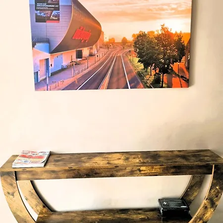 아파트호텔 Cjs - Chill Or Drive Am Nuerburgring, New Box Spring Beds, New Furniture, Free Parking, Wlan, Tv-streaming, Quiet Location