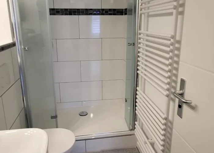 Cjs - Chill Or Drive Am Nuerburgring, New Box Spring Beds, New Furniture, Wlan, Spacious Rooms, Quiet Location Aparthotel 3*