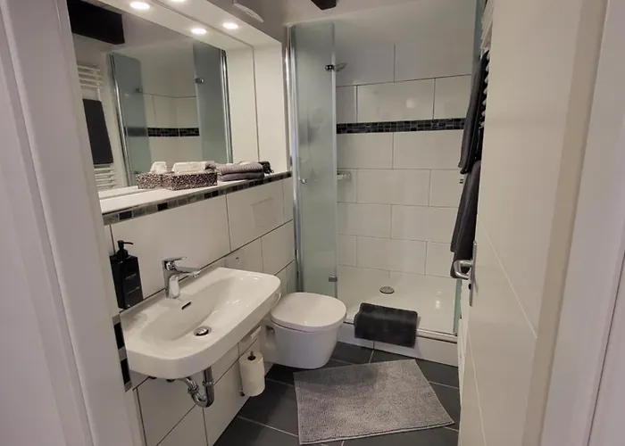 Cjs - Chill Or Drive Am Nuerburgring, New Box Spring Beds, New Furniture, Wlan, Spacious Rooms, Quiet Location Aparthotel Rodder