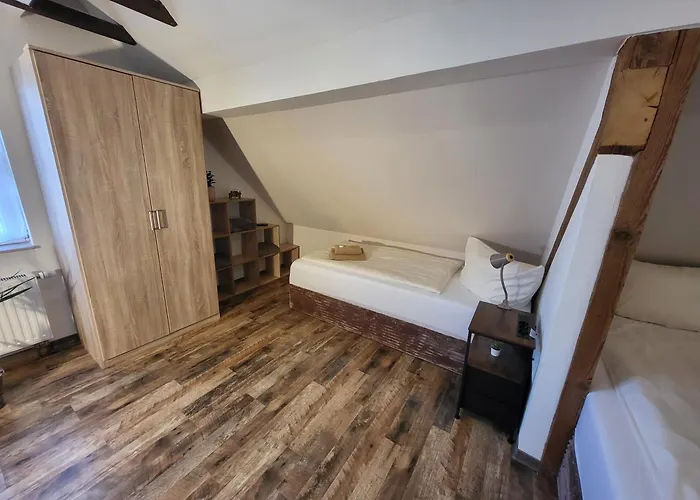 Aparthotel Cjs - Chill Or Drive Am Nuerburgring, New Box Spring Beds, New Furniture, Wlan, Spacious Rooms, Quiet Location Rodder