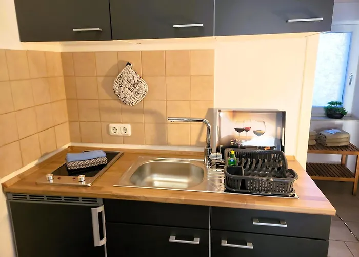 Cjs - Chill Or Drive Am Nuerburgring, New Box Spring Beds, New Furniture, Wlan, Spacious Rooms, Quiet Location Aparthotel 3*