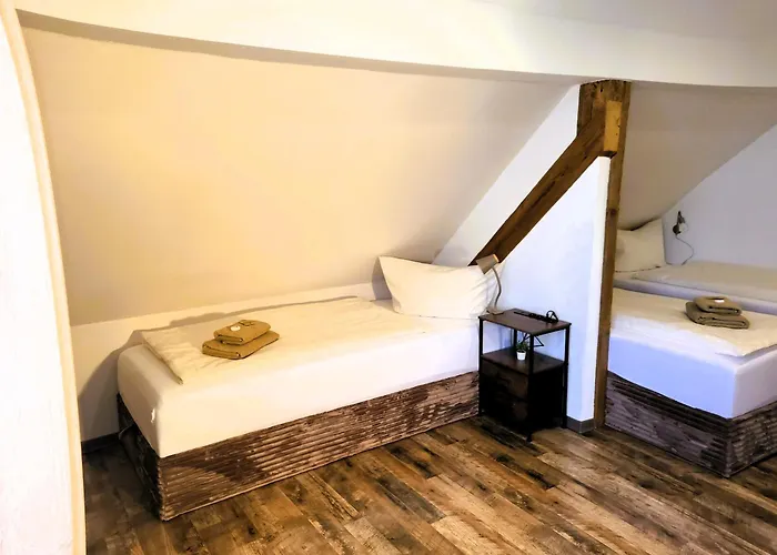 Cjs - Chill Or Drive Am Nuerburgring, New Box Spring Beds, New Furniture, Wlan, Spacious Rooms, Quiet Location 3*