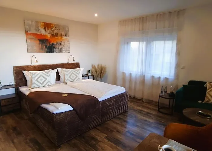 Aparthotel Cjs - Chill Or Drive Am Nuerburgring, New Box Spring Beds, New Furniture, Wlan, Spacious Rooms, Quiet Location