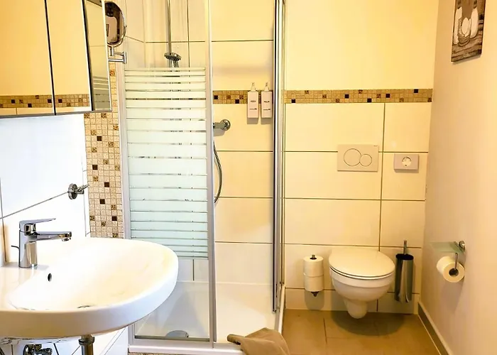 Cjs - Chill Or Drive Am Nuerburgring, New Box Spring Beds, New Furniture, Wlan, Spacious Rooms, Quiet Location Aparthotel 3*