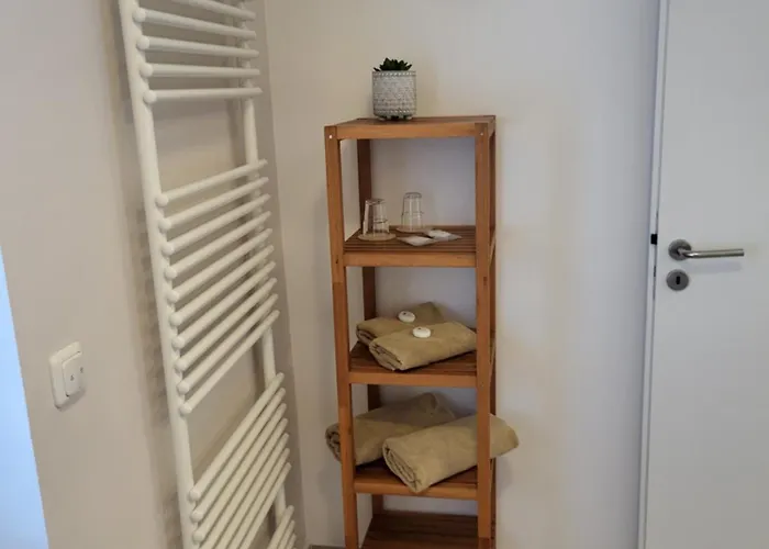 Cjs - Chill Or Drive Am Nuerburgring, New Box Spring Beds, New Furniture, Wlan, Spacious Rooms, Quiet Location Aparthotel Rodder