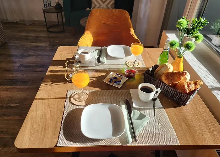 Cjs - Chill Or Drive Am Nuerburgring, New Box Spring Beds, New Furniture, Wlan, Spacious Rooms, Quiet Location Rodder